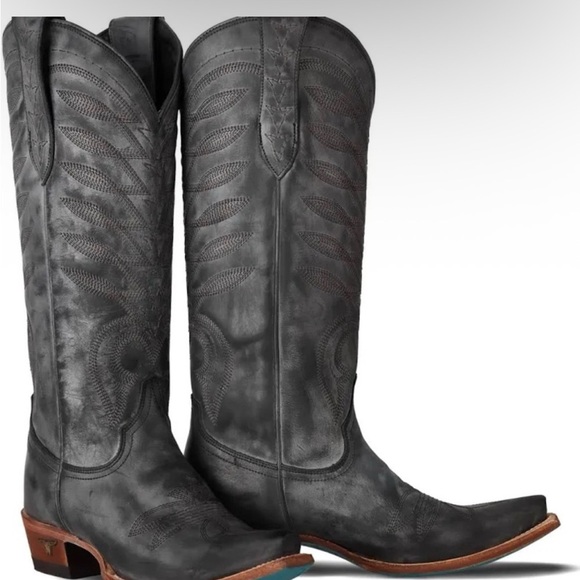 NWT Lane Squash Blossom Distressed Black Western Cowboy Boots size 7.5